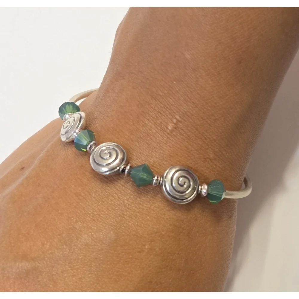 Unique Sterling Silver & Green Crystal Bracelet & 2 Pairs Of Earrings Set